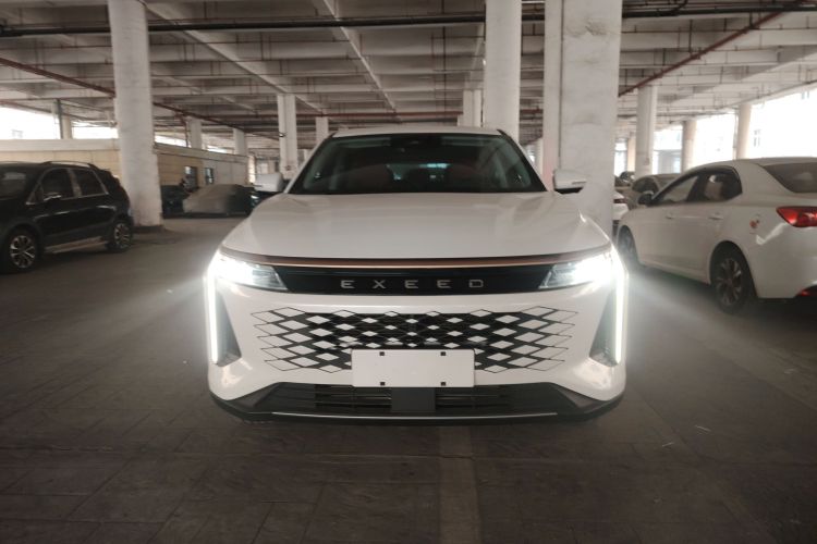 星途瑶光 2023款 400T 两驱优享飞鱼版车身外观2