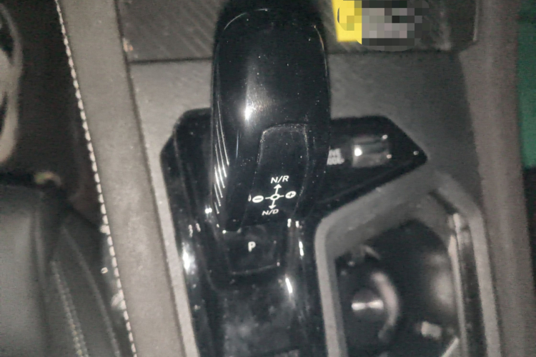 领克03 2023款 1.5TD DCT劲Pro中控内饰18