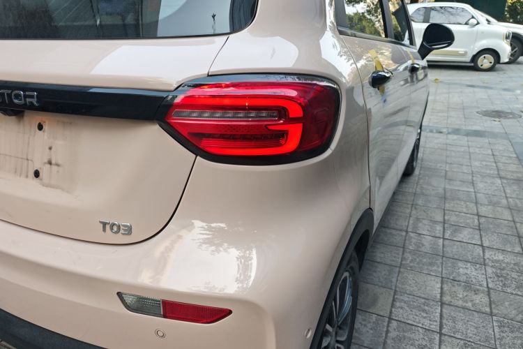 零跑汽车 零跑T03 2021款 400豪华版车身外观6006