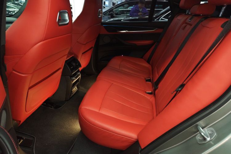 宝马X5 M 2015款 X5 M中控内饰7004