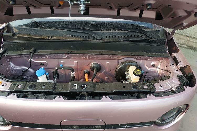 吉利银河 熊猫 2025款 210km 元气熊机舱底盘24