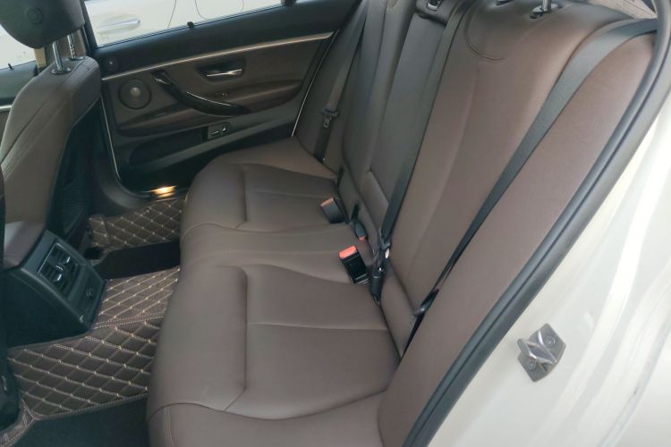 宝马3系 2019款 320Li M运动曜夜版中控内饰21