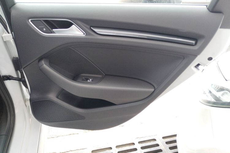 奥迪A3 2020款 Limousine 35 TFSI 时尚型 国VI中控内饰7006