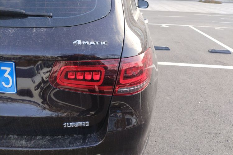 奔驰GLC 2021款 GLC 300 L 4MATIC 动感型车身外观9