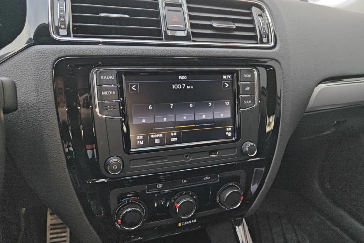 大众 速腾 2018款 1.6L 自动舒适型局部细节16