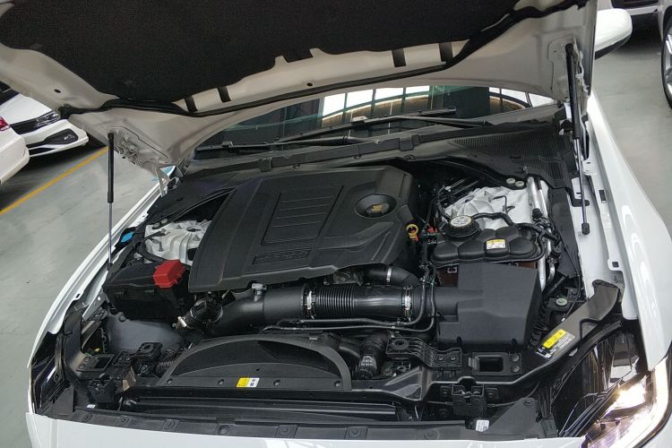 捷豹XEL 2022款 2.0T 250PS R-DYNAMIC S进取运动版局部细节24