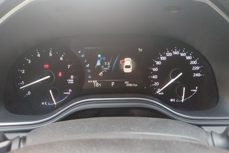 丰田 亚洲龙 2021款 2.5L 豪华版中控内饰14