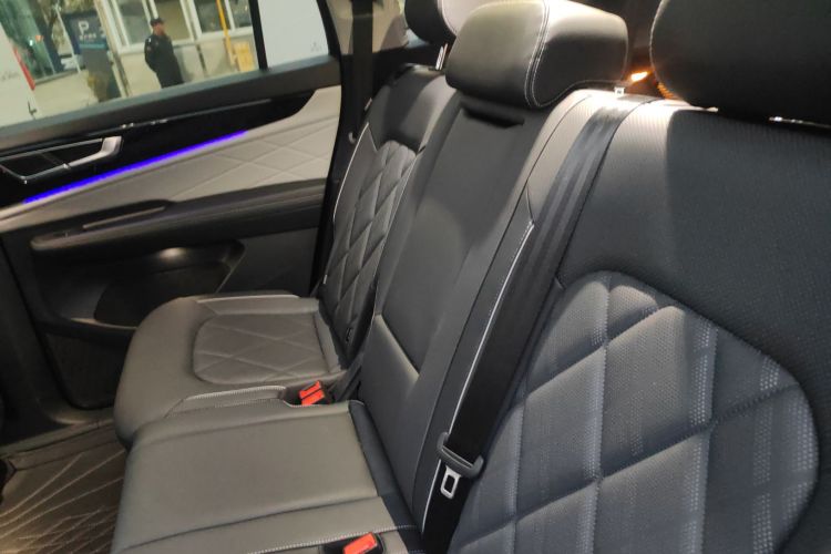 大众 途昂 2024款 380TSI 四驱龙祥版中控内饰7004