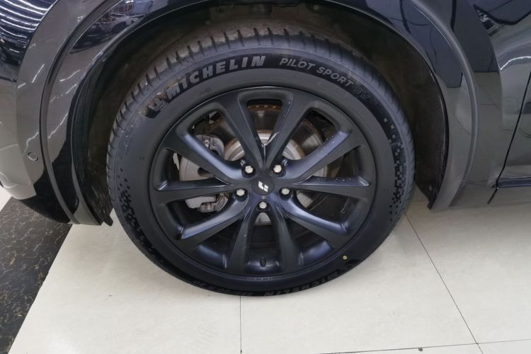 理想汽车 理想ONE 2021款 增程6座版车身外观6007