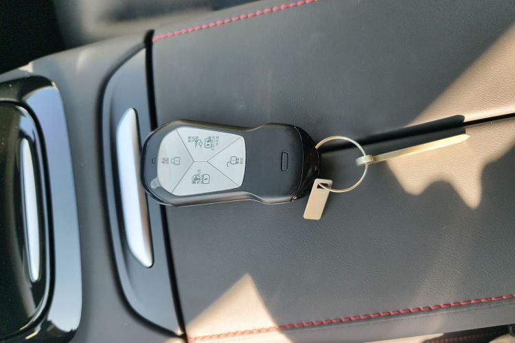 小鹏P7 2022款 625E中控内饰11