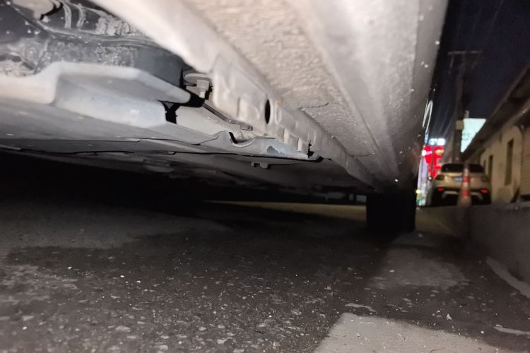 标致408 2014款 1.8L 自动豪华版局部细节9002