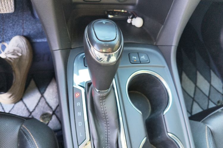 雪佛兰 探界者 2018款 RS 550T 自动四驱捍界版中控内饰18