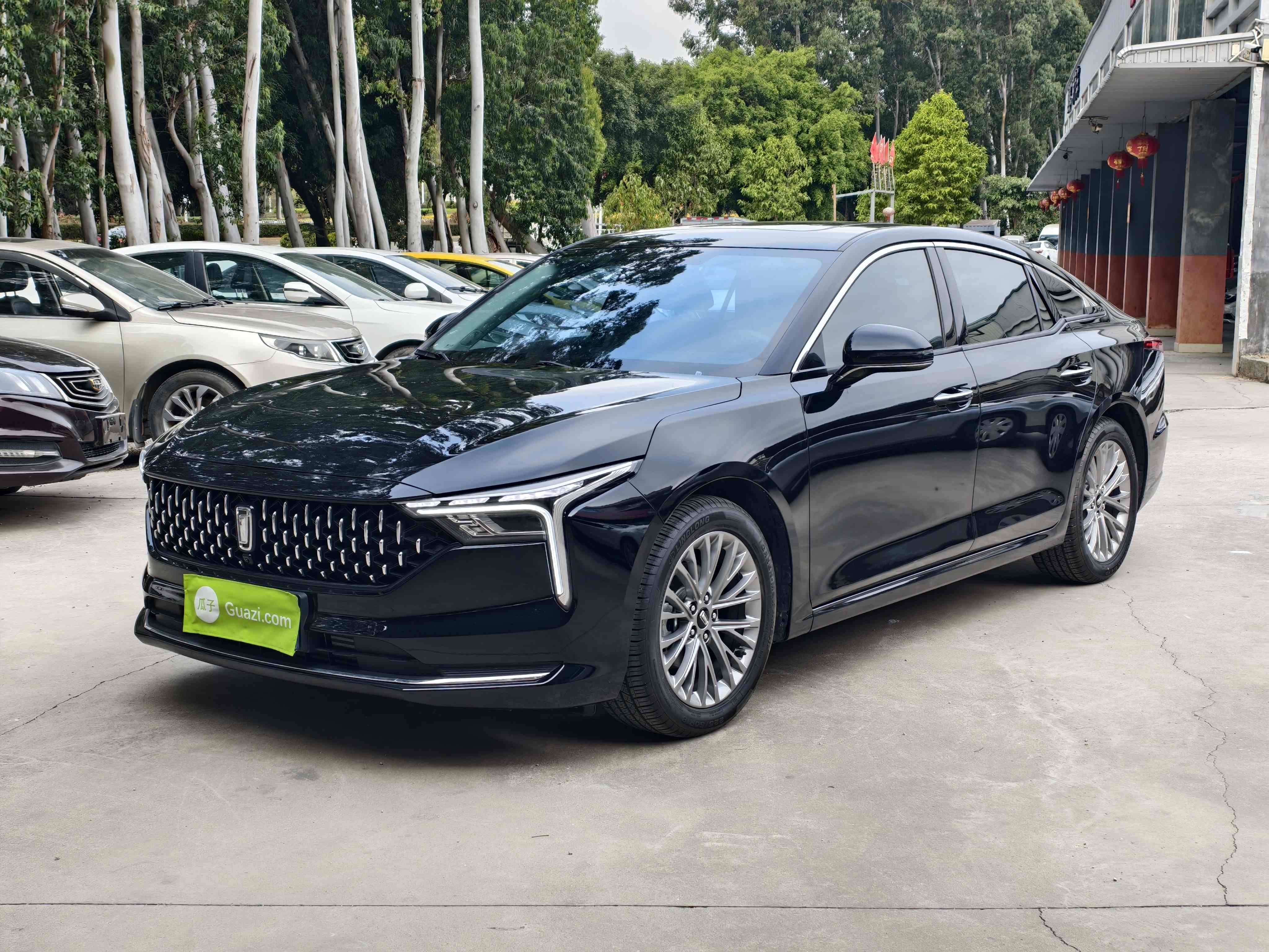 奔腾B70 2025款 龙耀版 1.5T 欢享型(2)