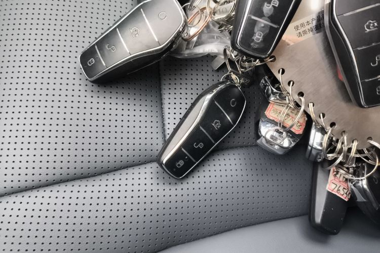 比亚迪 海狮07 DM-i 2025款 150 领航+版中控内饰7001