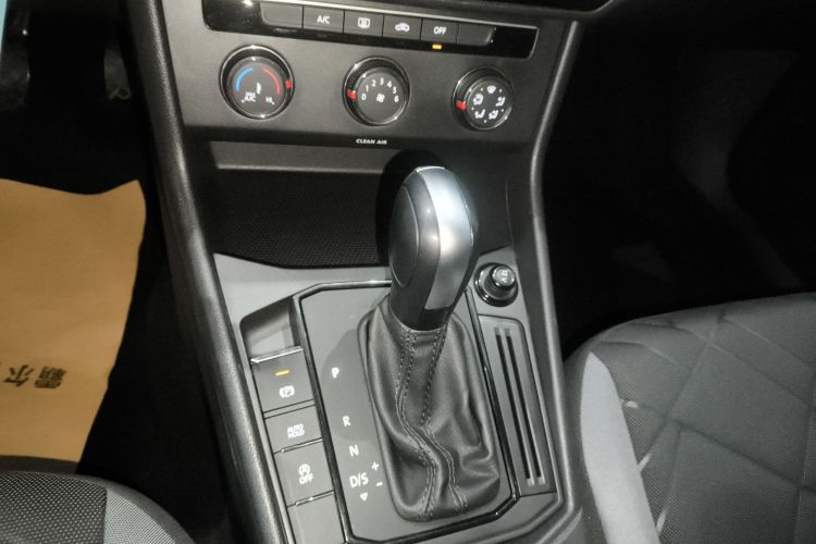 大众 朗逸 2023款 改款 1.5L 自动得逸版中控内饰18