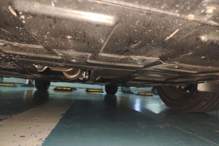 长安UNI-V 2025款 第三代 2.0T 劲速型局部细节9008