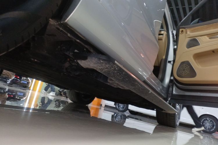 鸿蒙智行 问界M7 2024款 1.5T 智驾四驱Max版 5座局部细节9001