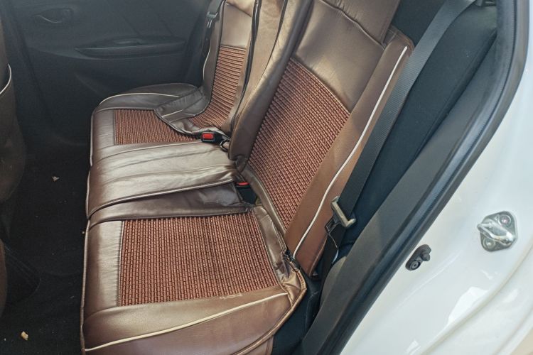 丰田 威驰 2017款 1.5L CVT创行版中控内饰21