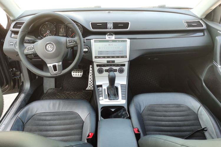 大众 迈腾 2015款 改款 1.8TSI 豪华型中控内饰12