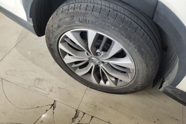 广汽传祺 传祺GS8 2017款 320T 四驱豪华智联版（七座）车身外观6008