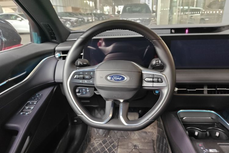 福特 蒙迪欧 2023款 EcoBoost 245 至尊型中控内饰13
