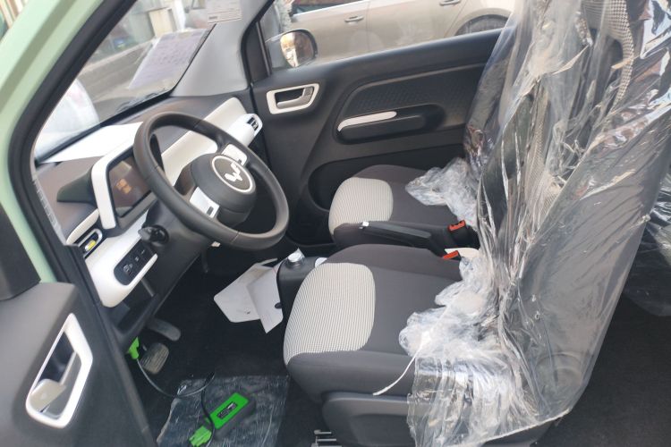 五菱汽车 宏光MINIEV 2024款 第三代 215km 青春版中控内饰19