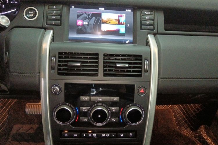 路虎 发现神行 2017款 2.0T SE中控内饰16