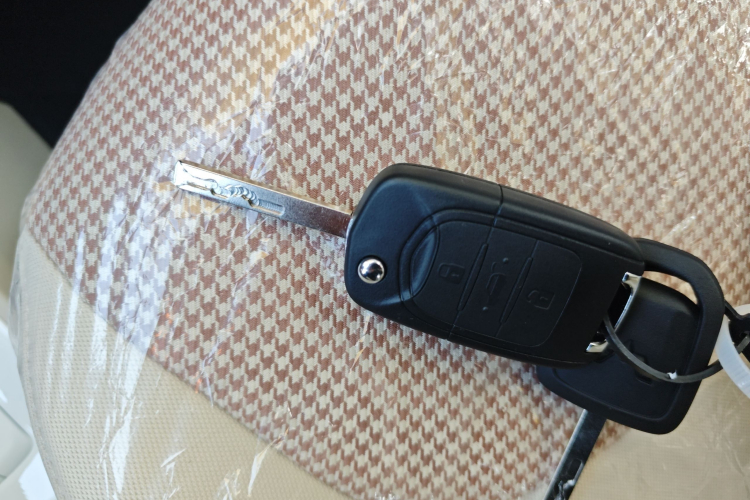 五菱汽车 宏光MINIEV 2024款 第三代 215km 青春版中控内饰11