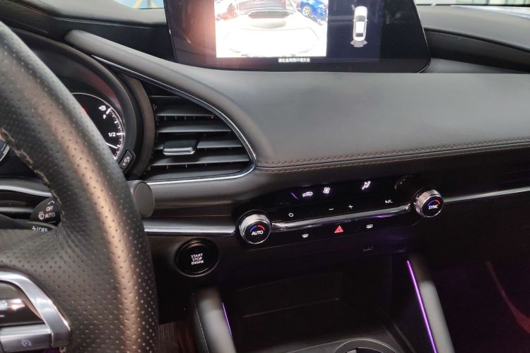 马自达3 昂克赛拉 2023款 2.0L 自动质雅版中控内饰16