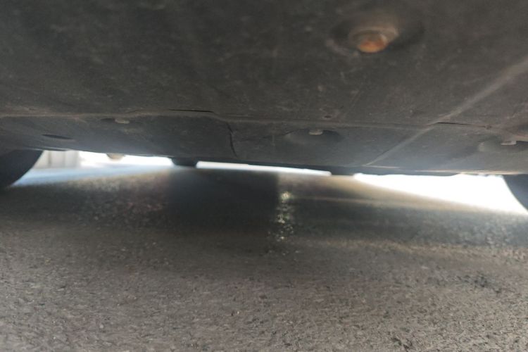 小鹏P7 2022款 480E局部细节9008