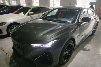 长安UNI-V 智电iDD 2023款  智电iDD 1.5T 113km智趣型