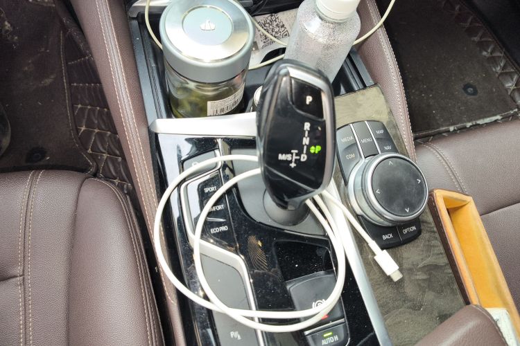 宝马5系 2020款 525Li M运动套装局部细节18