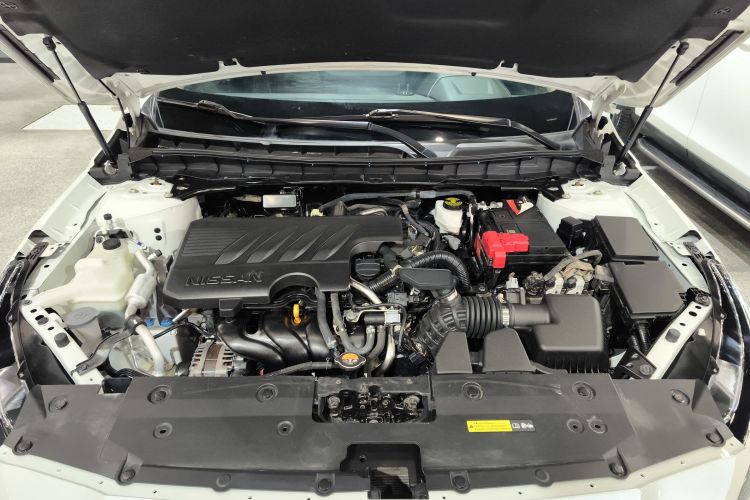 日产 天籁 2022款 2.0L XL-TLS 悦享版机舱底盘24