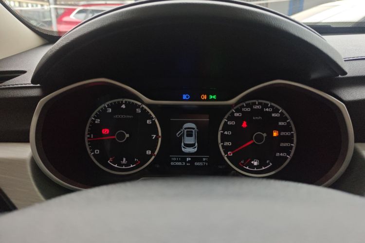 吉利汽车 博越 2018款 1.8TD 自动两驱智雅型中控内饰14