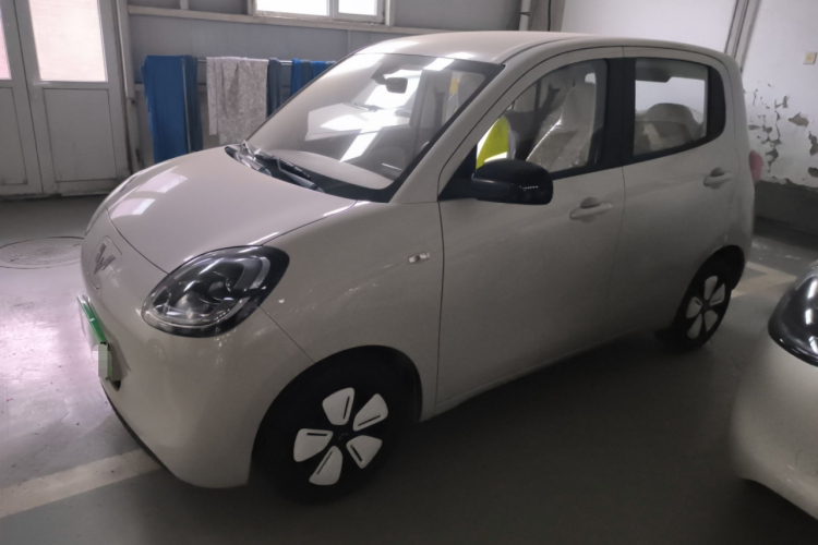 五菱汽车 宏光MINIEV 2025款 四门版 进阶款车身外观4