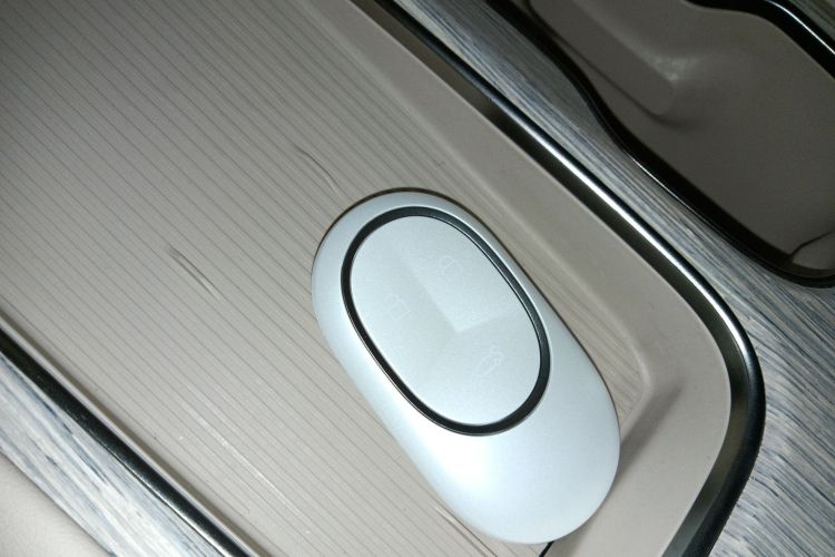 蔚来ET7 2023款 75kWh中控内饰7001