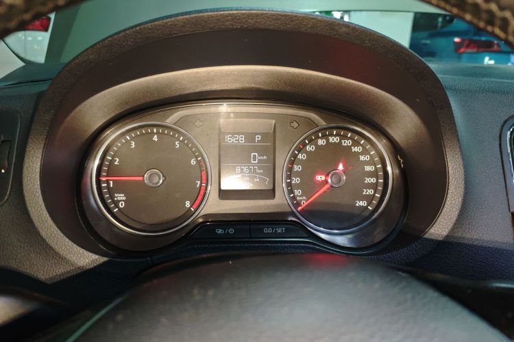 大众 2016款 1.6L Cross Polo 自动中控内饰14