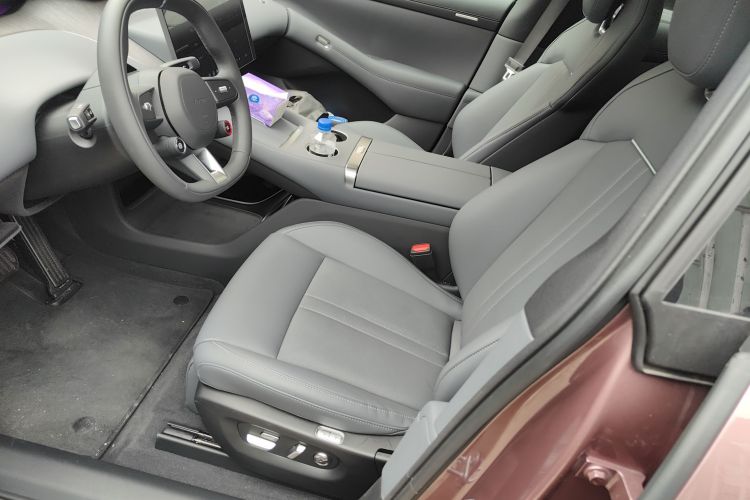 小米汽车 小米YU7 2025款 超长续航后驱版中控内饰19