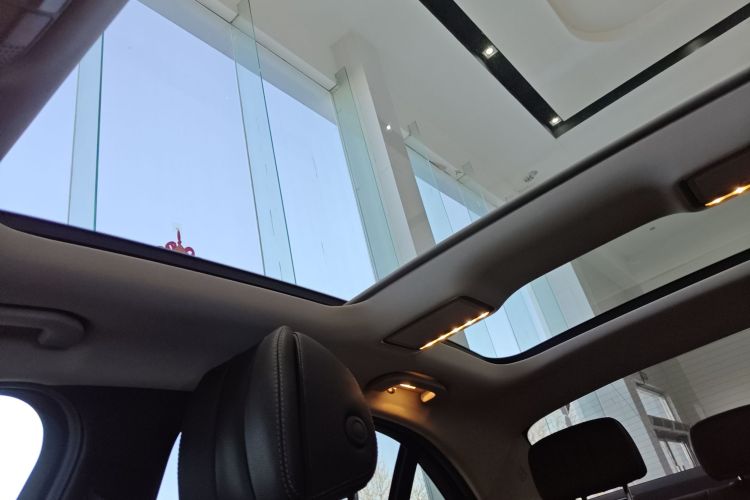 奔驰C级 2020款 C 260 L 运动版中控内饰22