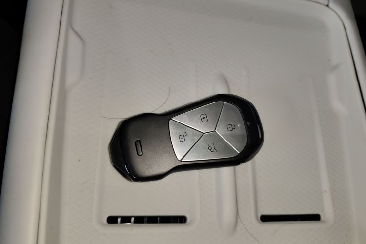 小鹏G6 2023款 755 超长续航 Max中控内饰11