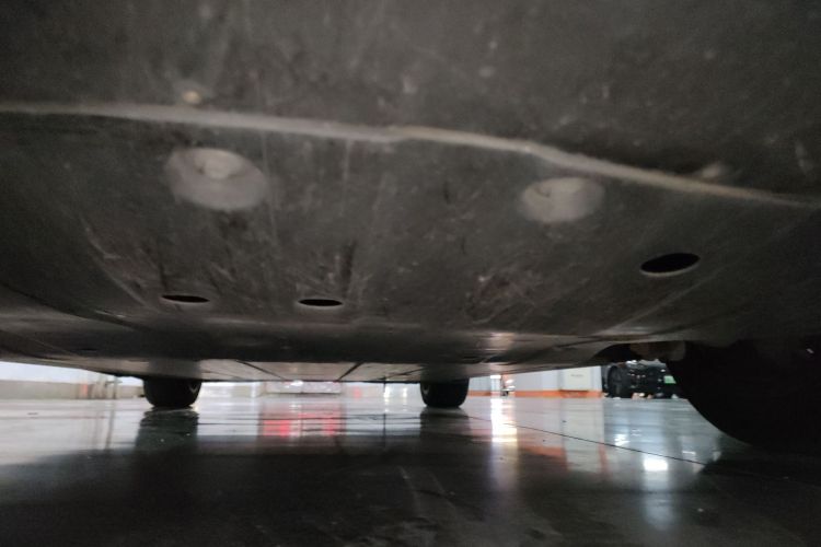 小鹏P7 2022款 586G局部细节9008