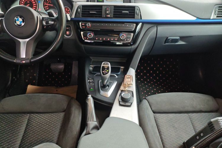 宝马4系 2017款 425i Gran Coupe 领先型M运动套装局部细节18