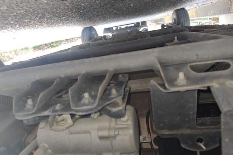 五菱汽车 宏光MINIEV 2020款 悦享款 磷酸铁锂局部细节9008