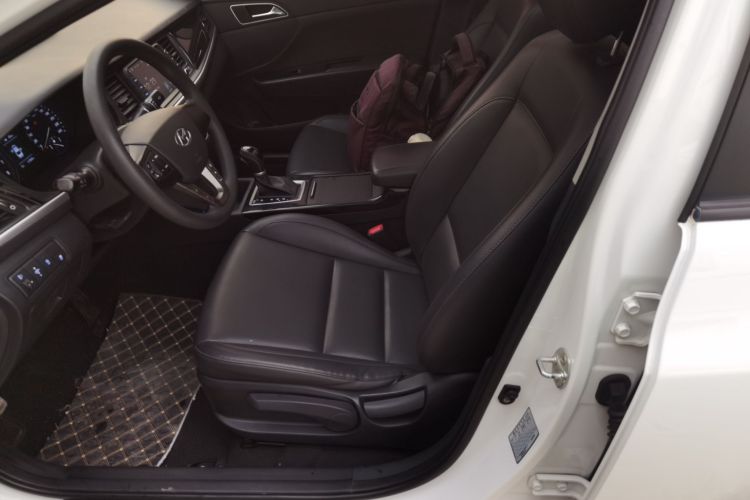 现代 名图 2017款 1.8L 自动智能型GLS 国V中控内饰19