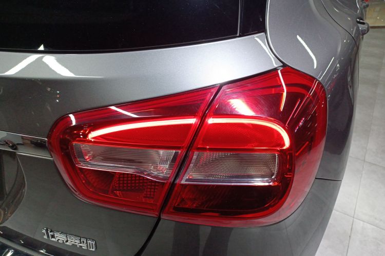 奔驰GLA 2016款 GLA 200 动感型车身外观6006