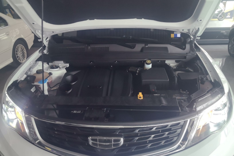 吉利汽车 博越 2021款 百万款 1.8TD DCT两驱豪华型机舱底盘24