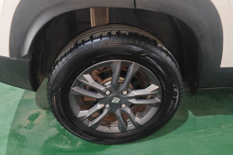 宝骏RS-3 2020款 1.5L CVT智能精英型车身外观6008