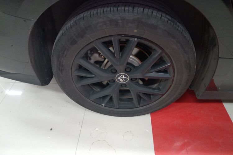 比亚迪 汉 2024款 DM-i 荣耀版 121KM 尊贵型车身外观6008