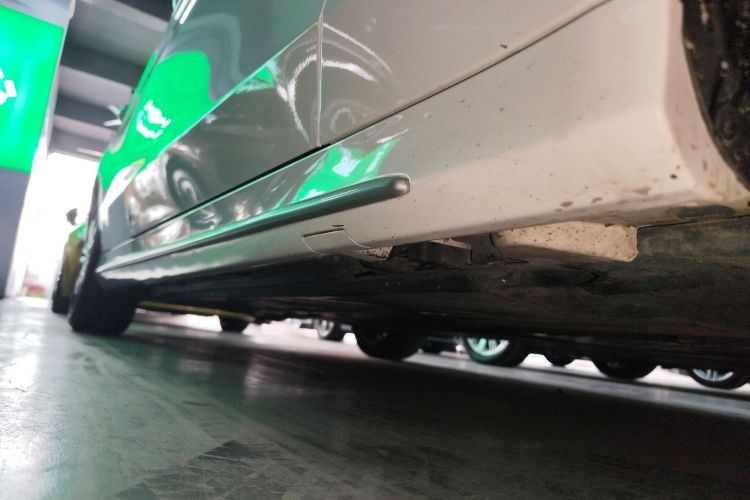 奔驰C级 2016款 C 200 L 运动型局部细节9001