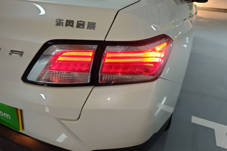 启辰D60 2020款 1.6L Entry 手动舒享版车身外观6006